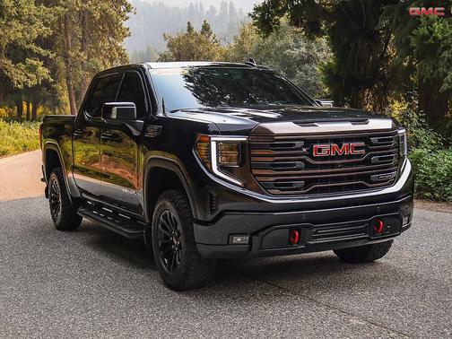 2023 GMC Sierra 1500 AT4X