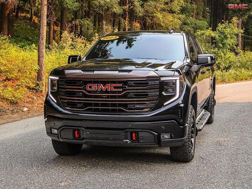 2023 GMC Sierra 1500 AT4X