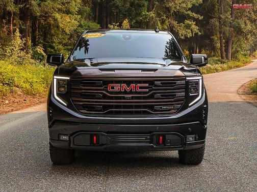 2023 GMC Sierra 1500 AT4X