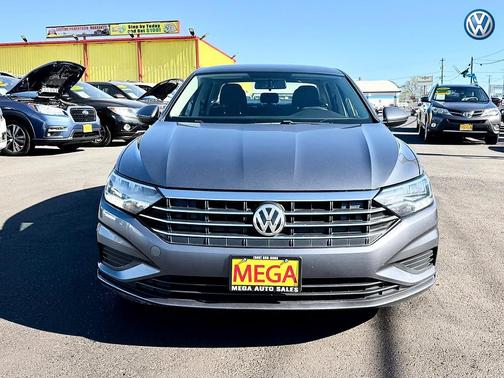 Platinum Gray Metallic 2021 Volkswagen Jetta 1.4T S