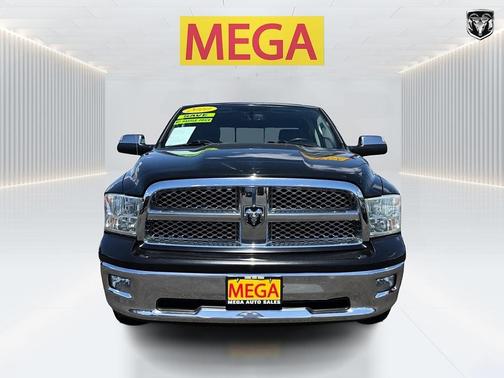 Brilliant Black Crystal PC/Light Greystone PC 2010 Dodge Ram 1500 Laramie