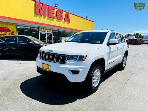 2019 Jeep Grand Cherokee Laredo