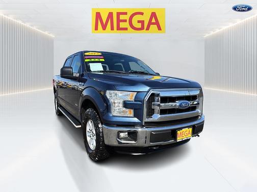 Blue 2015 Ford F-150 XLT