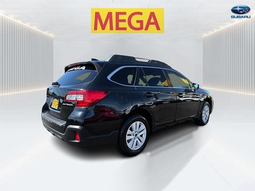 Crystal Black Silica 2019 Subaru Outback 2.5i Premium