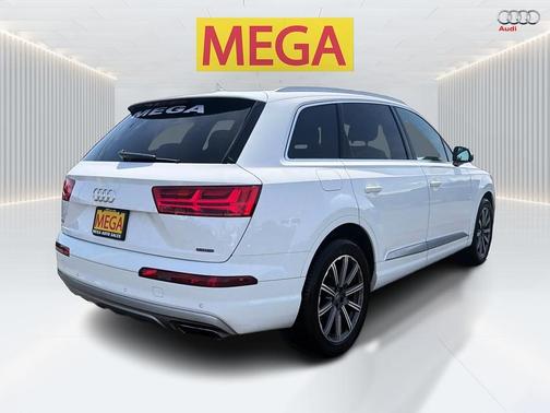 Carrara White 2019 Audi Q7 45 Premium Plus