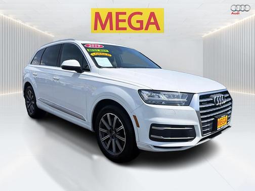 Carrara White 2019 Audi Q7 45 Premium Plus
