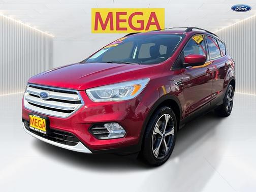 Ruby Red Metallic Tinted Clearcoat 2018 Ford Escape SEL