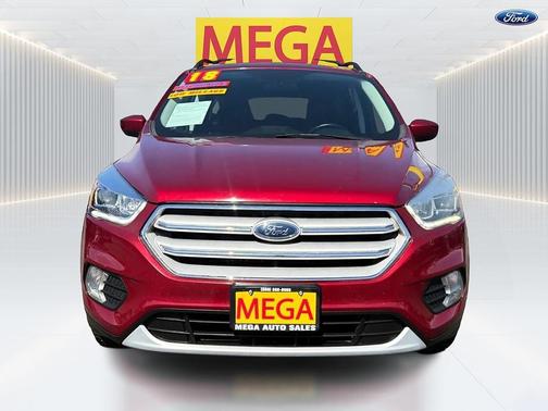 Ruby Red Metallic Tinted Clearcoat 2018 Ford Escape SEL