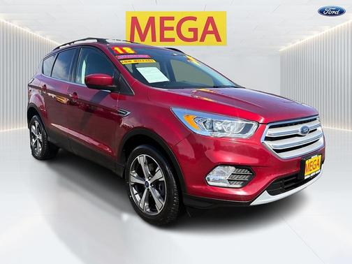 Ruby Red Metallic Tinted Clearcoat 2018 Ford Escape SEL