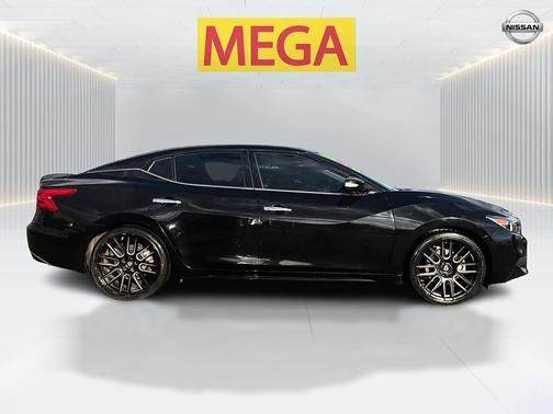 Black 2016 Nissan Maxima 3.5 SL
