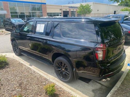 2022 Chevrolet Suburban RST