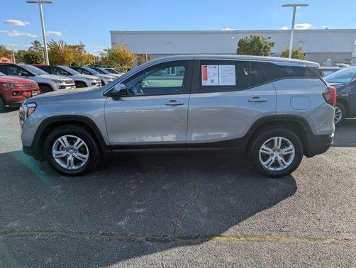 2024 GMC Terrain SLE