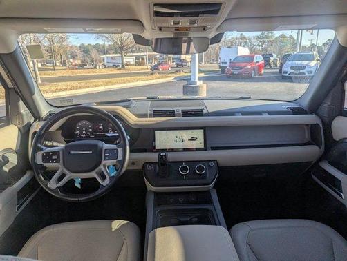 2023 Land Rover Defender 110 SE