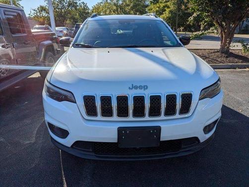 2022 Jeep Cherokee Latitude Lux