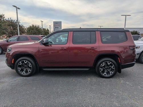 2025 Jeep Wagoneer Series II Overland