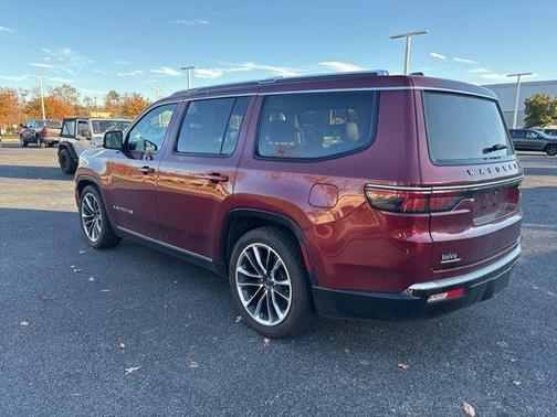 2022 Jeep Wagoneer Series III