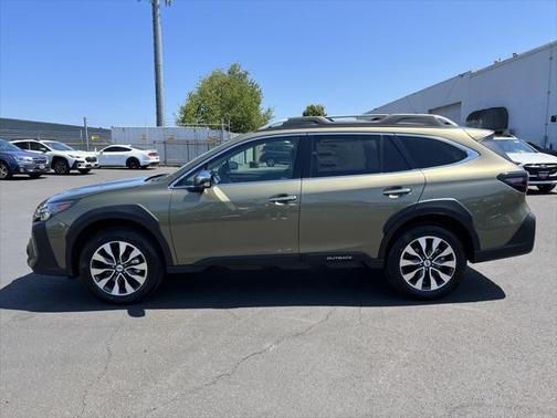 2025 Subaru Outback Touring