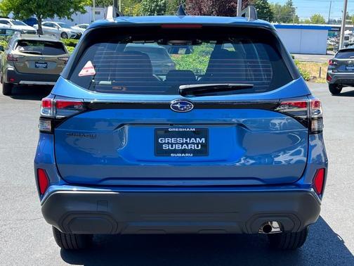 2025 Subaru Forester Premium