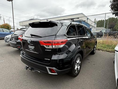 2019 Toyota Highlander Hybrid Platinum