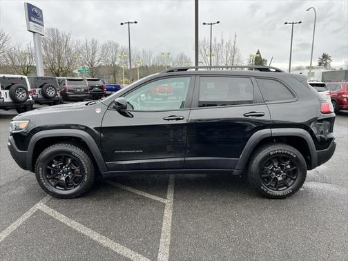 2022 Jeep Cherokee Trailhawk