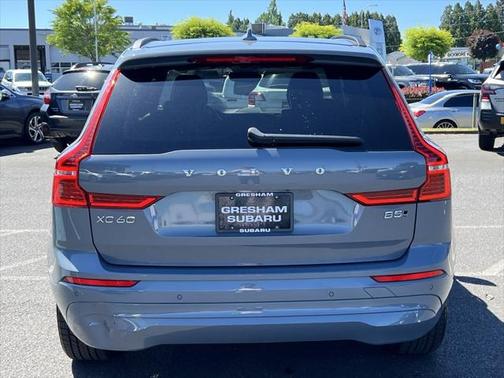 2022 Volvo XC60 Momentum