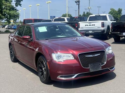 2016 Chrysler 300 Limited