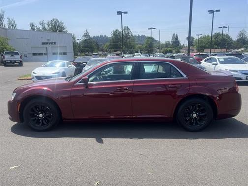 2016 Chrysler 300 Limited