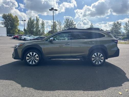 2025 Subaru Outback Touring XT