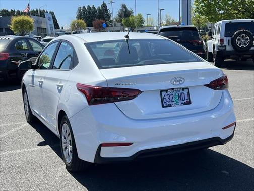 2022 Hyundai Accent SE