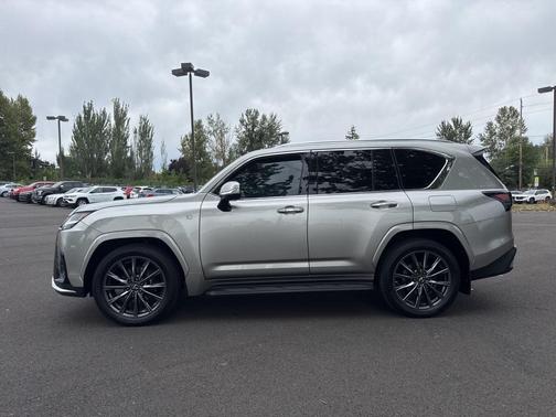 2023 Lexus LX 600 Base