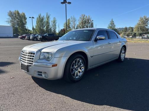 2006 Chrysler 300C Base