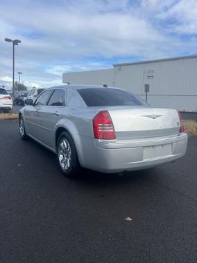 2006 Chrysler 300C Base