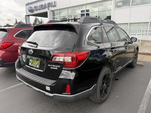 2017 Subaru Outback 2.5i