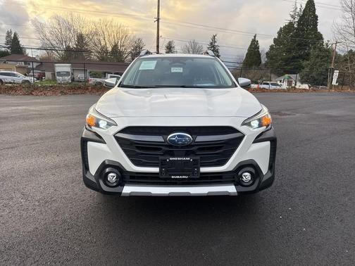 2023 Subaru Outback Touring