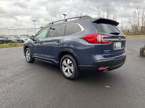 2024 Subaru Ascent Premium 7-Passenger