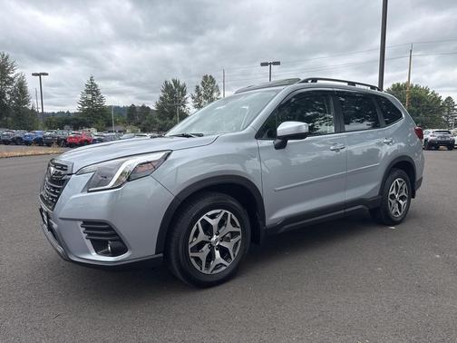 2024 Subaru Forester Premium