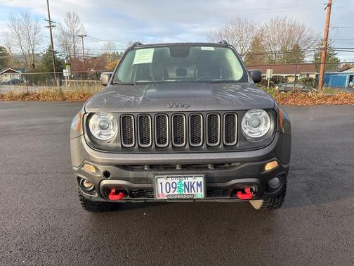 2017 Jeep Renegade Trailhawk