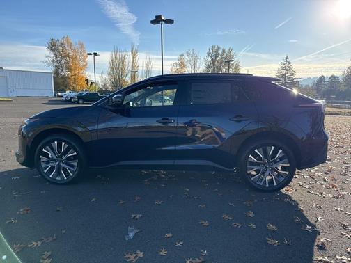 2026 Subaru Solterra Premium