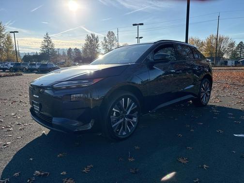 2026 Subaru Solterra Premium