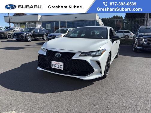 2022 Toyota Avalon Hybrid XSE
