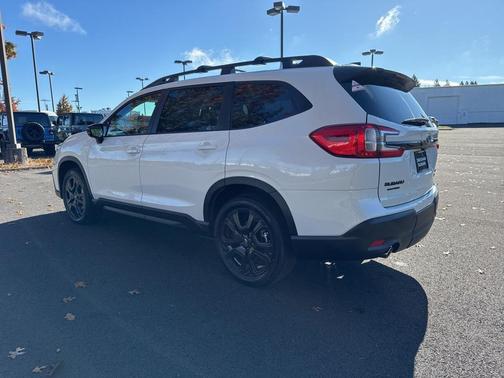 2025 Subaru Ascent Onyx Edition Touring 7-Passenger