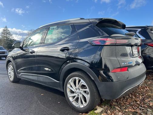 2023 Chevrolet Bolt EUV FWD LT