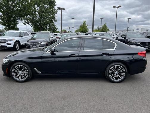 2019 BMW 530 530i