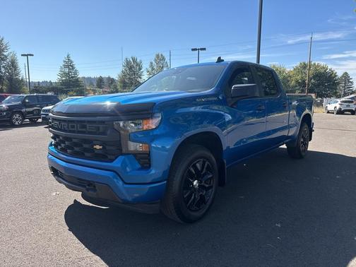 2023 Chevrolet Silverado 1500 Custom