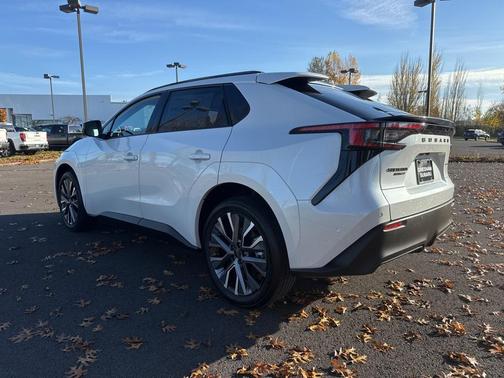 2026 Subaru Solterra Limited