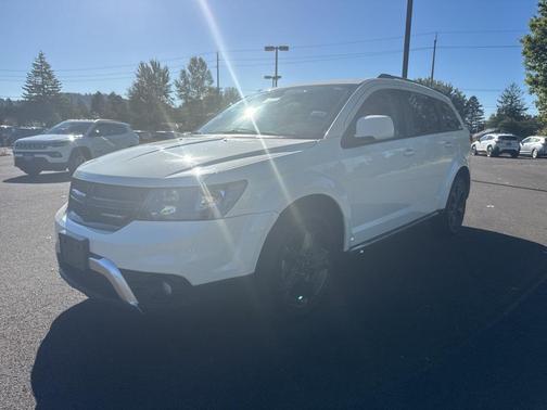 2020 Dodge Journey Crossroad