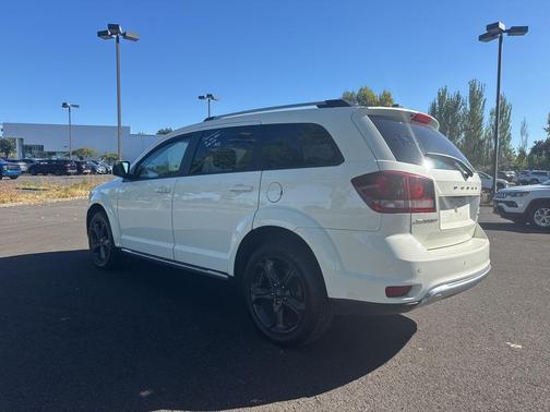 2020 Dodge Journey Crossroad