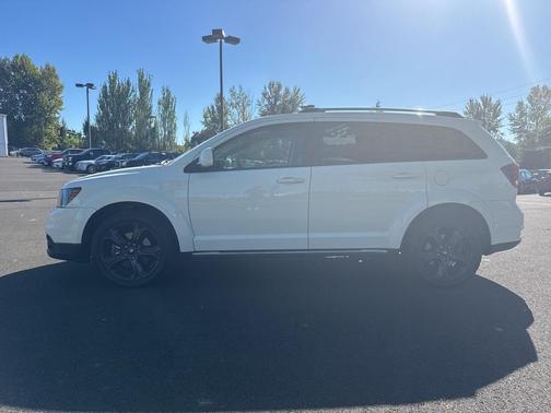 2020 Dodge Journey Crossroad
