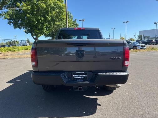 2024 RAM 1500 Classic Warlock Crew Cab 4x4 5'7' Box