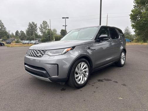 2024 Land Rover Discovery P300 S